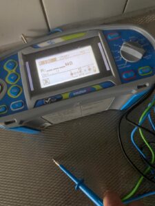 Metalen aanrechtbladmeting met installatietester